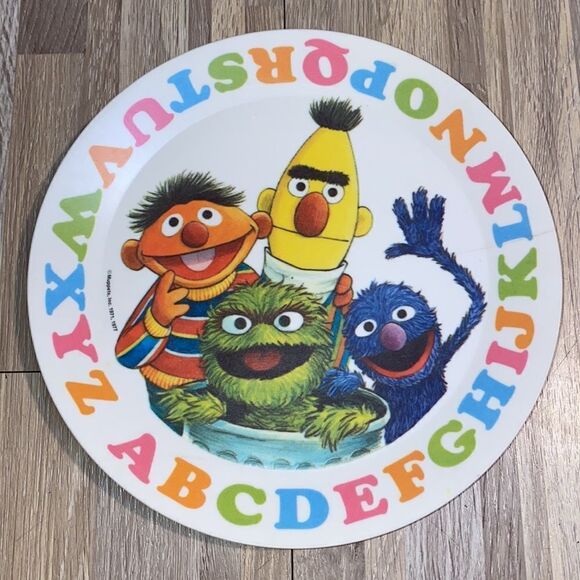 Sesame Street vintage lunch dinner plate Oscar the grouch plush eating buddy euc - Picture 4 of 7